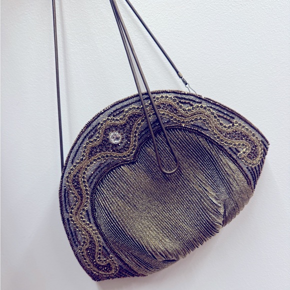 Vintage Delill 1950s beaded purse with satin lining in great condition - Picture 1 of 9